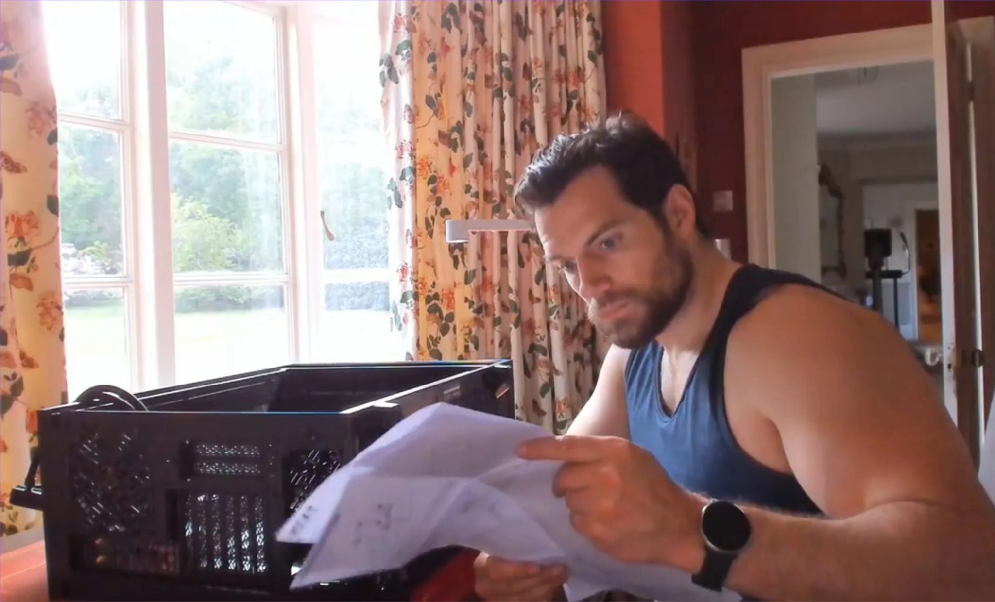 Henry Cavill Builds PC Reading Manual. 